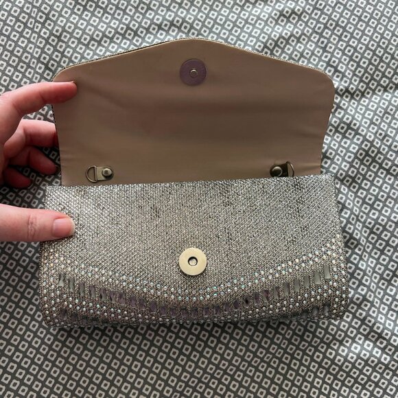 Glamorous Evening Clutch - Picture 5 of 6